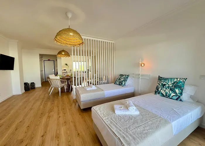 Marina Charming With Pool By Homing Apartment Vilamoura
