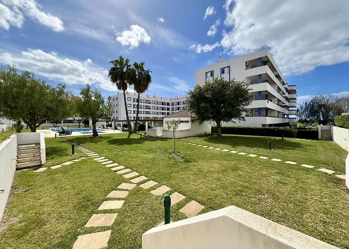 Apartment Marina Charming With Pool By Homing *