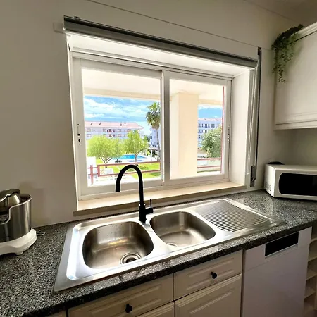 Marina Charming With Pool By Homing Daire Vilamoura