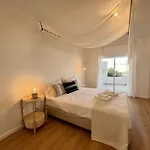 Marina Charming With Pool By Homing Daire